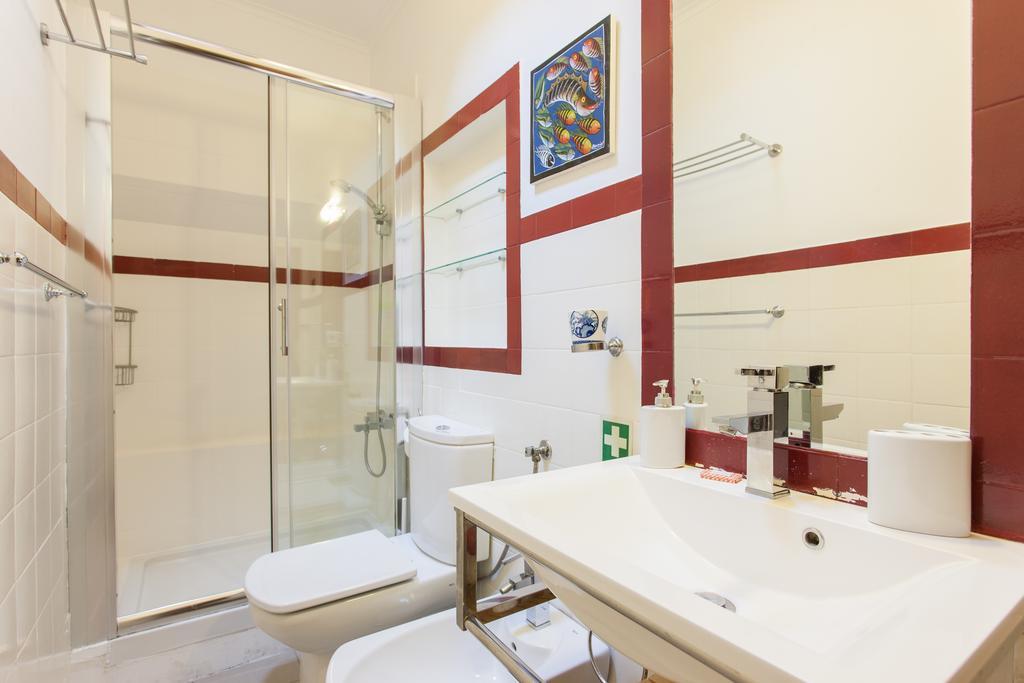 Flh Chiado Terrace Flat Lägenhet Lisboa Exteriör bild
